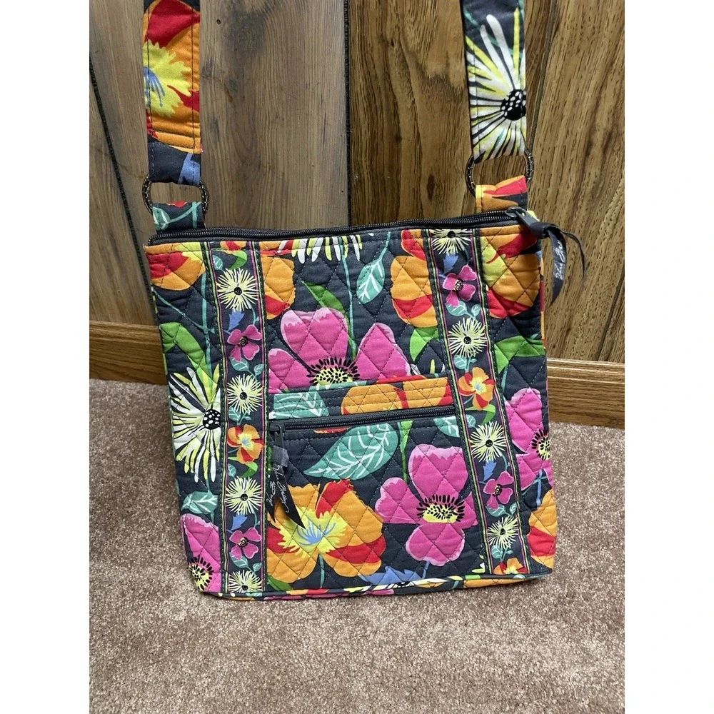 Vera Bradley Women's Bloom Floral Hipster Crossbody Bag‎ Purse Pocket Boom New